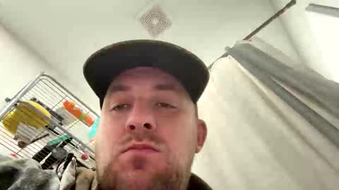 bilbonebagit online show from December 19, 9:33 pm