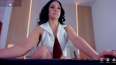 Snapshot of bilie_rouse1 chatting on November 20, 2:56 am Bilie online show from November 20, 2:56 am