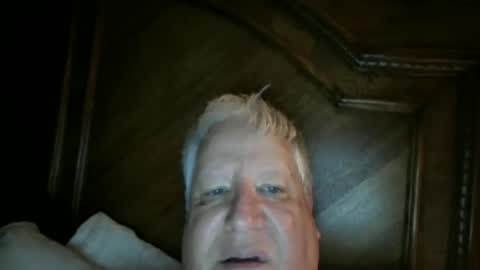 Snapshot of billernest99 chatting on October 7, 2:42 am billernest99 online show from October 7, 2:42 am