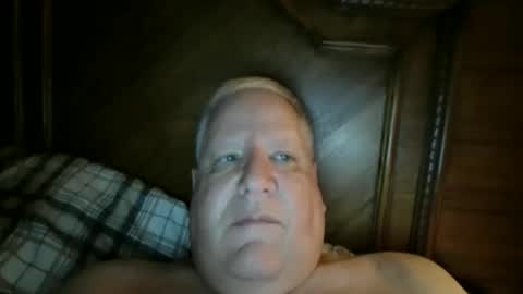 Snapshot of billernest99 chatting on December 17, 5:13 am billernest99 online show from December 17, 5:13 am