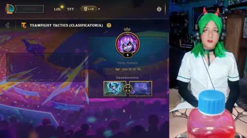 billie_cross_ online show from October 12, 8:02 am