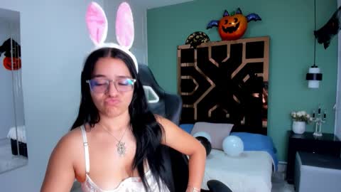 Snapshot of billie_jhonson_ chatting on November 5, 7:03 pm Billie online show from November 5, 7:03 pm