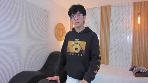 Billie online show from October 17, 3:42 am