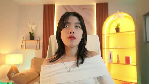 billiebrownn online show from April 11, 7:07 pm