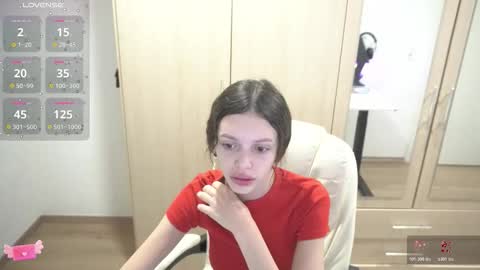 Snapshot of billly1love chatting on October 24, 2:08 am billy1love online show from October 24, 2:08 am