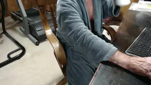 billy471 online show from December 18, 4:13 pm