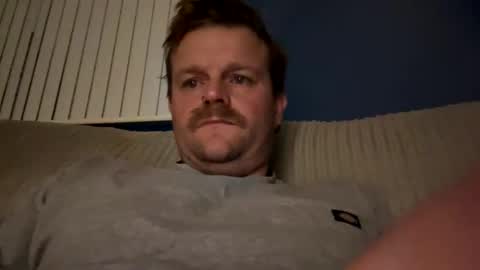 billy_bob1987 online show from October 21, 4:35 am