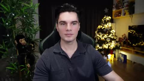 Snapshot of billypassion chatting on December 14, 12:43 pm BillyPassion online show from December 14, 12:43 pm