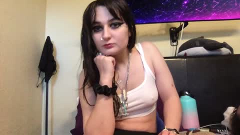 Snapshot of bimbokitten666 chatting on December 6, 8:51 pm Danny online show from December 6, 8:51 pm