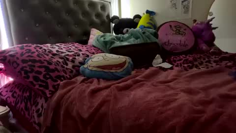 bimboslut666 online show from October 1, 7:14 am