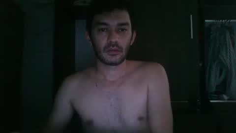 Snapshot of binhodm1 chatting on January 16, 9:08 pm binhodm1 online show from January 16, 9:08 pm