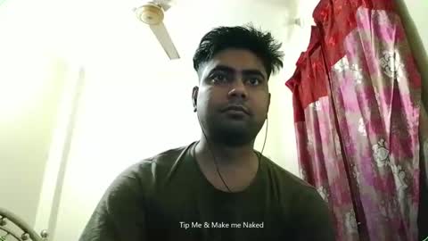 Snapshot of birbikrom104 chatting on November 22, 11:20 am birbikrom104 online show from November 22, 11:20 am