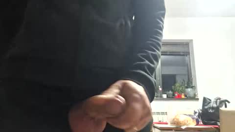 Snapshot of bisexdadd chatting on October 24, 4:25 pm bisexdadd online show from October 24, 4:25 pm