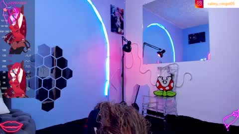 Snapshot of bitch_capelli chatting on January 26, 3:17 am .. .. online show from January 26, 3:17 am