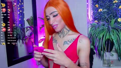 Snapshot of bitch_capelli chatting on September 26, 4:11 pm .. .. online show from September 26, 4:11 pm