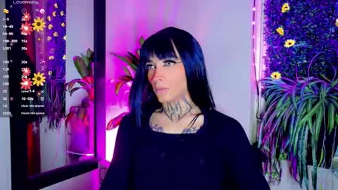 Snapshot of bitch_capelli chatting on September 27, 6:24 pm .. .. online show from September 27, 6:24 pm