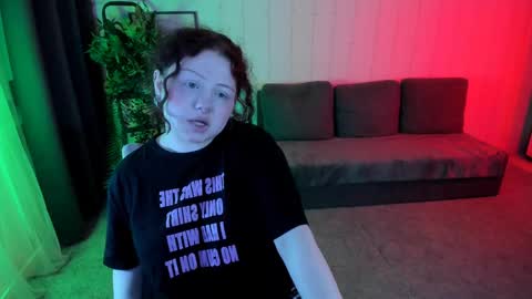 Snapshot of bitchofsun chatting on January 27, 2:35 pm Nana online show from January 27, 2:35 pm