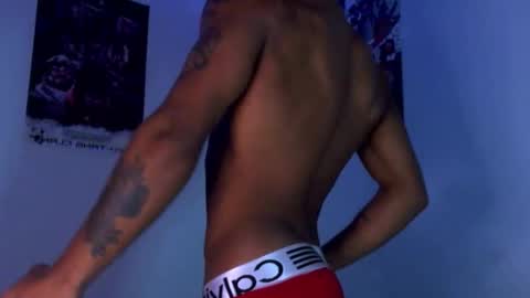 Snapshot of black_arthur chatting on November 24, 12:05 pm Black Arthur online show from November 24, 12:05 pm