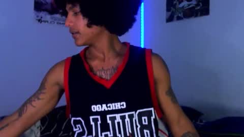 Snapshot of black_arthur chatting on November 25, 2:50 pm Black Arthur online show from November 25, 2:50 pm