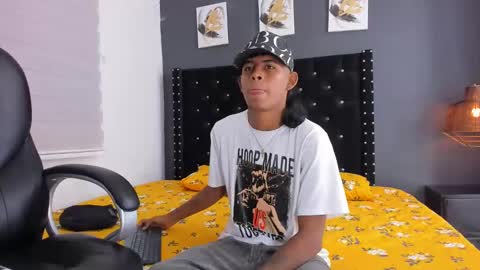 Snapshot of black_boy_22cm chatting on March 10, 2:17 am boy online show from March 10, 2:17 am