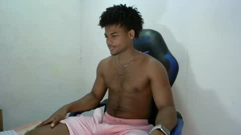 Snapshot of black_dicck chatting on September 26, 5:39 pm tu morenito online show from September 26, 5:39 pm