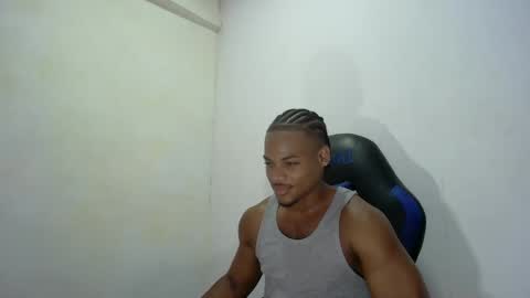 Snapshot of black_dicck chatting on October 7, 8:39 pm tu morenito online show from October 7, 8:39 pm