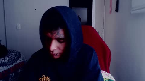 Snapshot of black_firex chatting on October 24, 3:19 pm black_firex online show from October 24, 3:19 pm