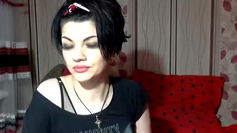 black_hot_01 online show from January 15, 2:02 pm