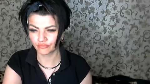 black_hot_01 online show from October 2, 1:23 am