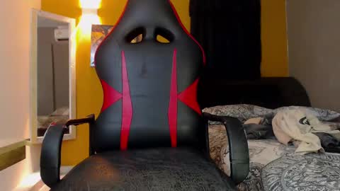 black_king_241 online show from March 1, 4:15 am