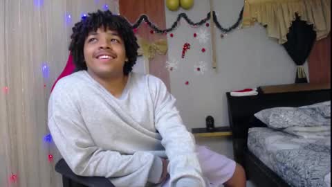 black_king_241 online show from January 16, 4:05 am