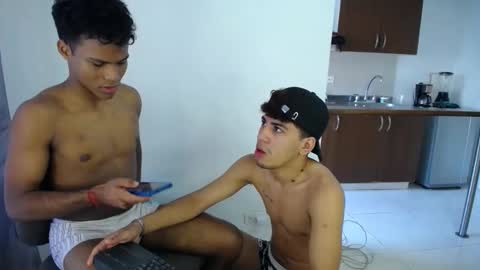 black_men9 online show from March 31, 12:38 pm