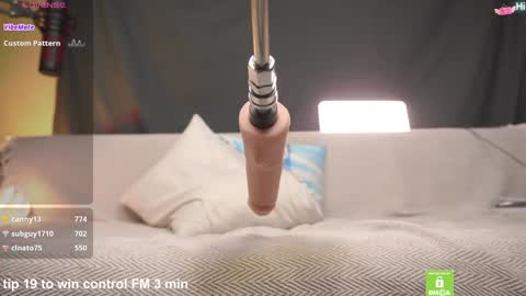 Snapshot of black_n_wh1te chatting on January 31, 2:58 am black_n_wh1te online show from January 31, 2:58 am