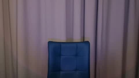 Snapshot of black_pant3r chatting on December 27, 5:52 am Mon Mon online show from December 27, 5:52 am