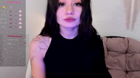 Snapshot of black_pant3r chatting on January 19, 2:36 am Mon Mon online show from January 19, 2:36 am