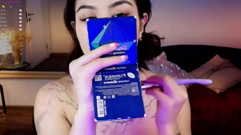 Snapshot of black_pant3r chatting on February 27, 2:42 am Mon Mon online show from February 27, 2:42 am