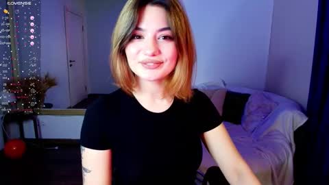 Snapshot of black_pant3r chatting on November 10, 5:39 am Mon Mon online show from November 10, 5:39 am