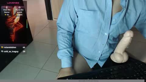 Snapshot of black_penis22 chatting on October 8, 3:31 pm black_penis22 online show from October 8, 3:31 pm