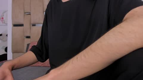 B L A C K  R O S E  online show from April 17, 11:24 am