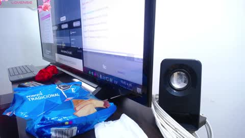 Snapshot of black_rosse_1 chatting on January 24, 3:45 pm Tifany online show from January 24, 3:45 pm