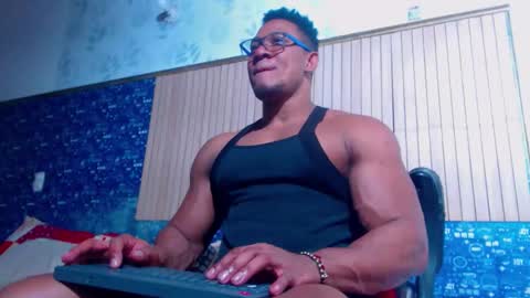 duglas online show from March 28, 10:20 pm