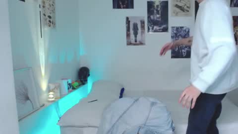 Bryan  online show from December 7, 5:37 am