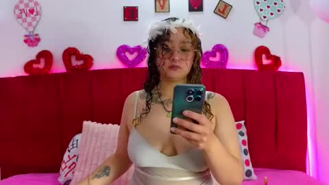 Tara online show from February 24, 2:20 am