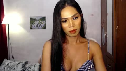 Snapshot of blackbarbiesavanna_23 chatting on January 24, 7:08 am savanna online show from January 24, 7:08 am