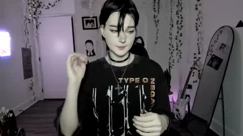 Ella online show from January 15, 2:49 am