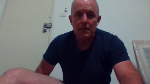 Snapshot of blackdog71 chatting on January 23, 10:43 am blackdog71 online show from January 23, 10:43 am