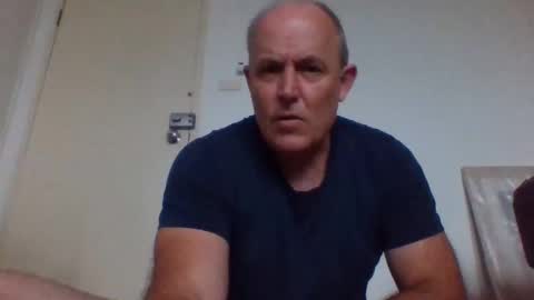 Snapshot of blackdog71 chatting on January 31, 8:43 am blackdog71 online show from January 31, 8:43 am