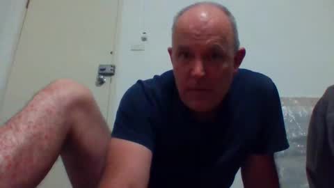 Snapshot of blackdog71 chatting on September 14, 1:32 pm blackdog71 online show from September 14, 1:32 pm