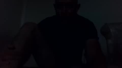 Snapshot of blackdog71 chatting on November 28, 9:50 pm blackdog71 online show from November 28, 9:50 pm