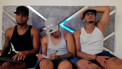 Black Dreams online show from December 27, 8:28 pm